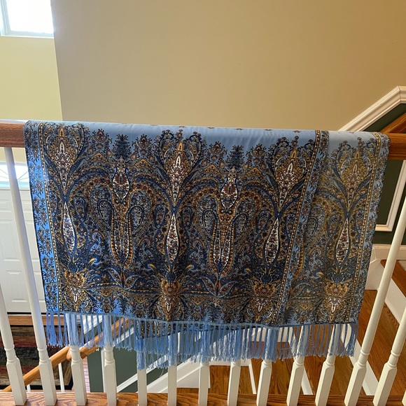 Pashmina - Picture 2 of 4